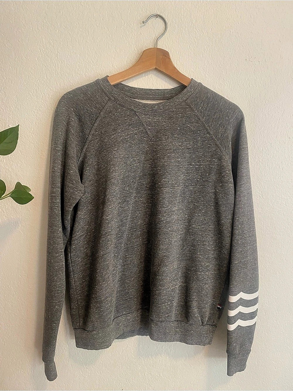 Sol Angeles Waves Sweatshirt Grey Small